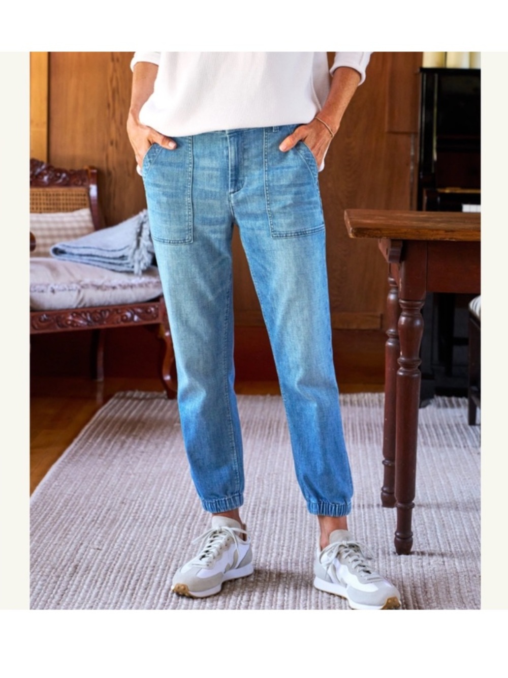 Frank & Eileen Jogger Utility Jean Size 2 Blue Italian Dream Light Denim